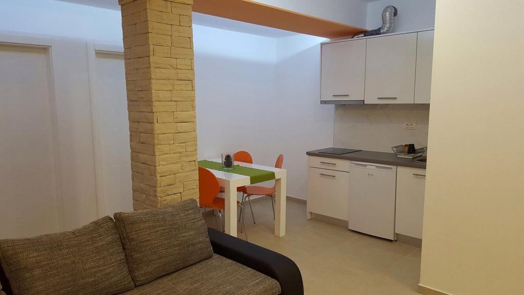Apartment Brno Пула Екстериор снимка