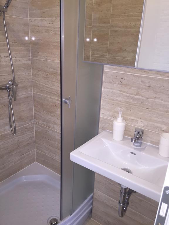 Apartment Brno Пула Екстериор снимка