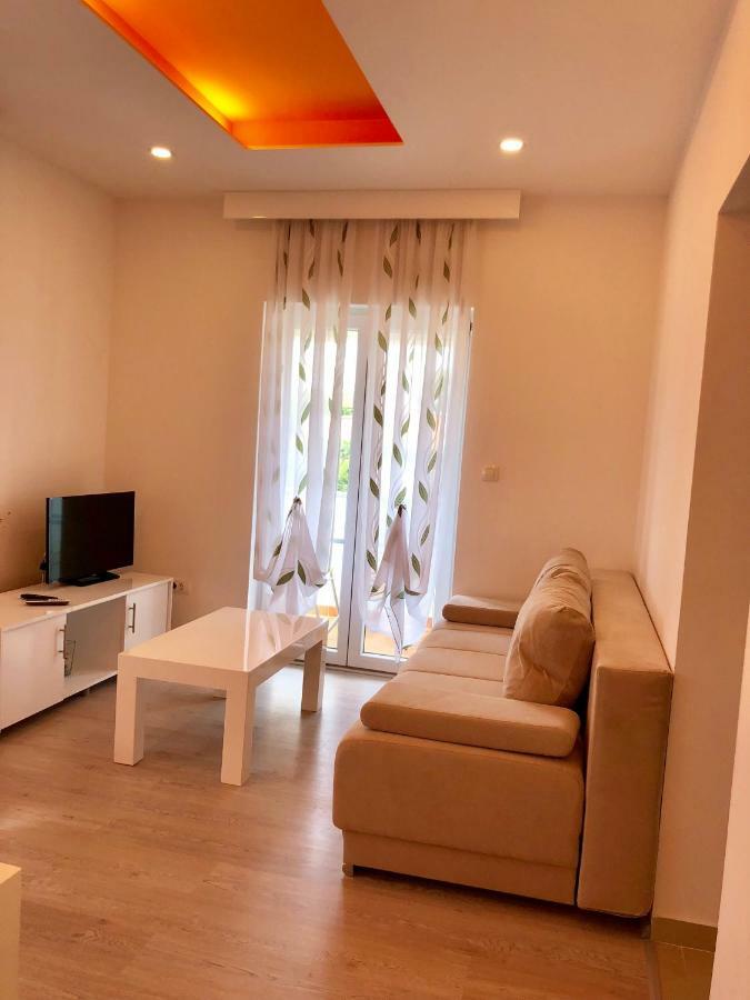 Apartment Brno Пула Екстериор снимка